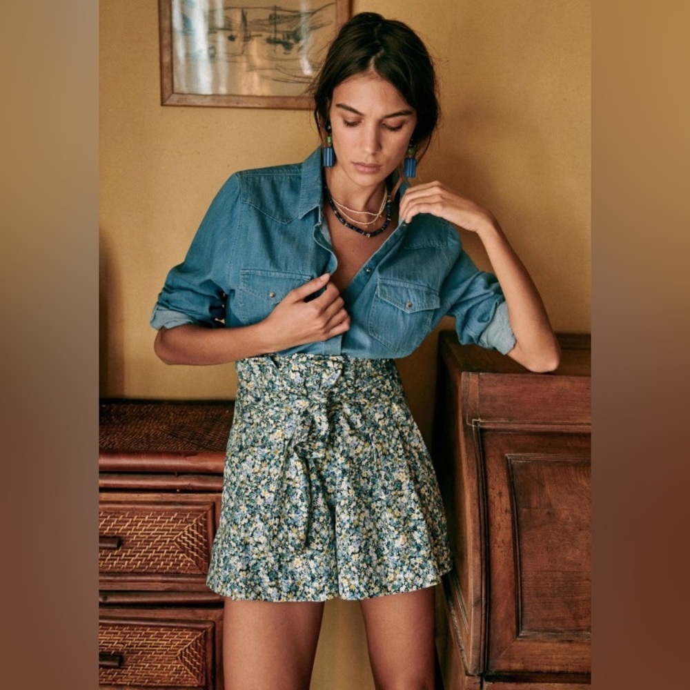 Sezane Tyson Shorts in Garden Blue